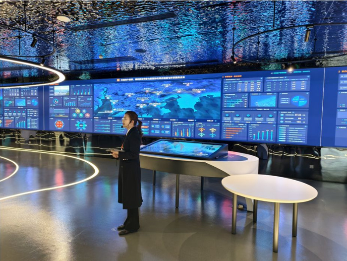 跨越邊界，科技筑夢(mèng)——香港青少年探訪(fǎng)大灣區(qū)科創(chuàng)企業(yè)，體驗(yàn)數(shù)字技術(shù)賦能未來(lái)